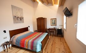 B&B Basta Bussare